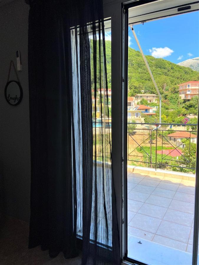 Lasithiotakis Apartments Poros  Exterior photo